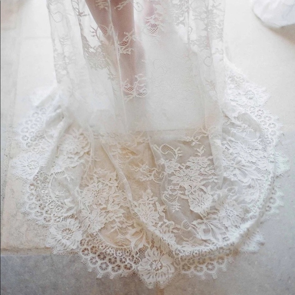 Sheer Lace Bridal Robe - White - Picture 2 of 6